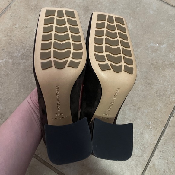 BV brown suede pumps - Picture 5 of 7